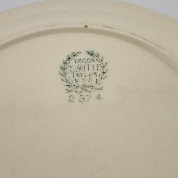 Vintage Scalloped Saucer Center Bouquet Garland Shape by Taylor, Smith & Taylor - Picture 4 of 5